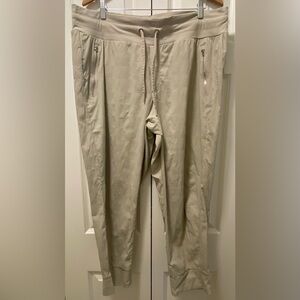 Athleta Trekkie North Jogger